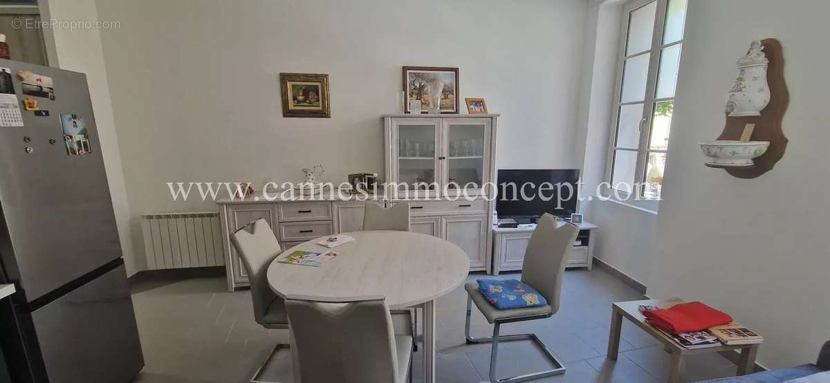 Appartement à BARJOLS