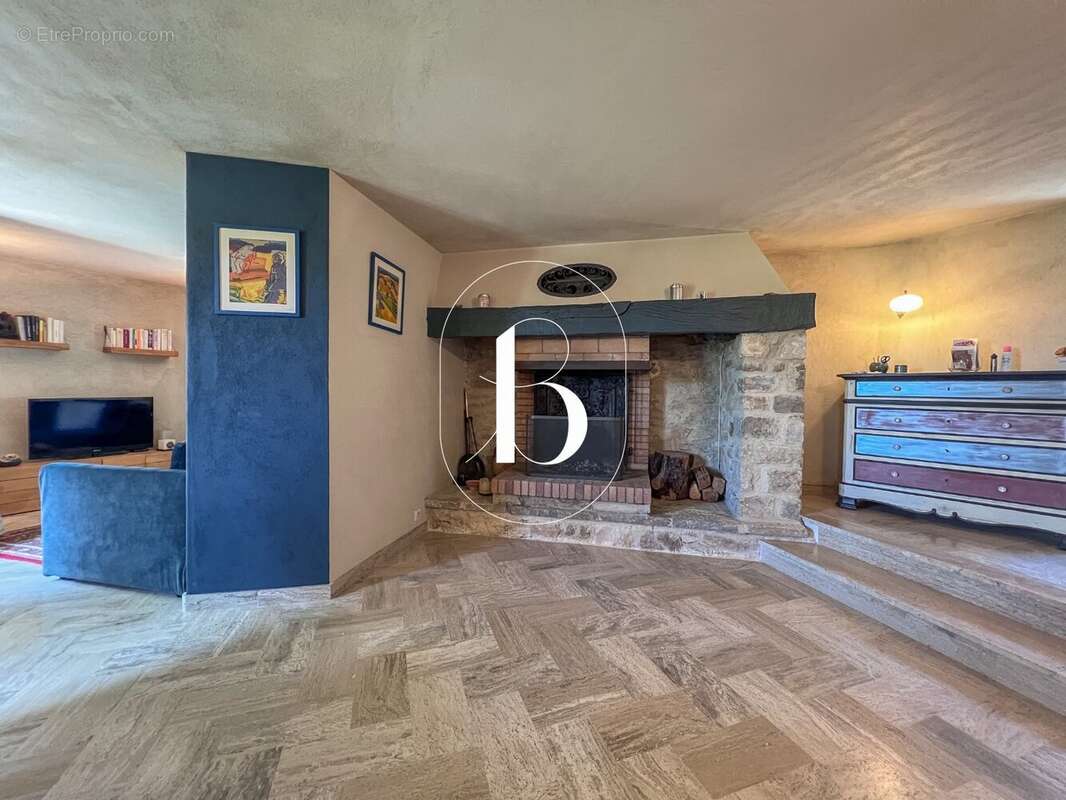 Maison 185 m² à Goudargues  - photo 20