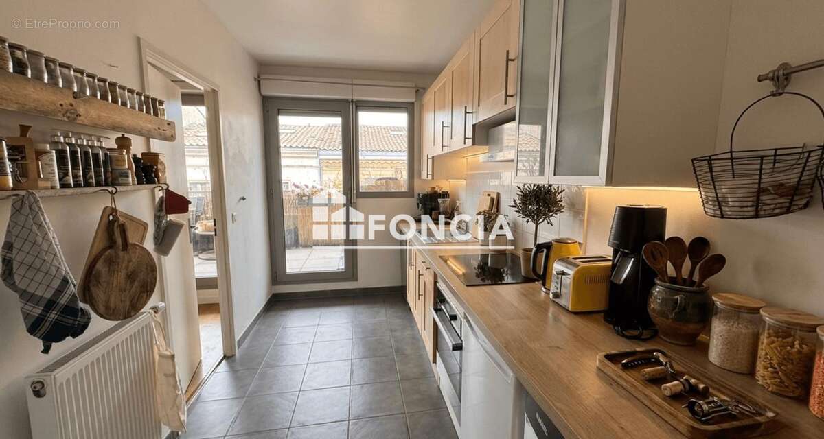 Appartement à BORDEAUX