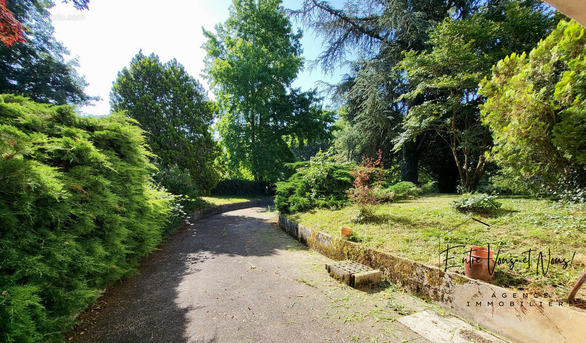 Maison à BERNOS-BEAULAC