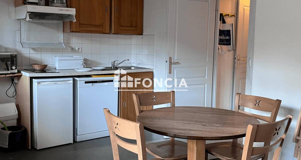 Appartement à SAINT-FRANCOIS-LONGCHAMP