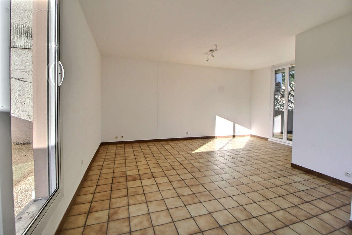 Appartement à DRAGUIGNAN