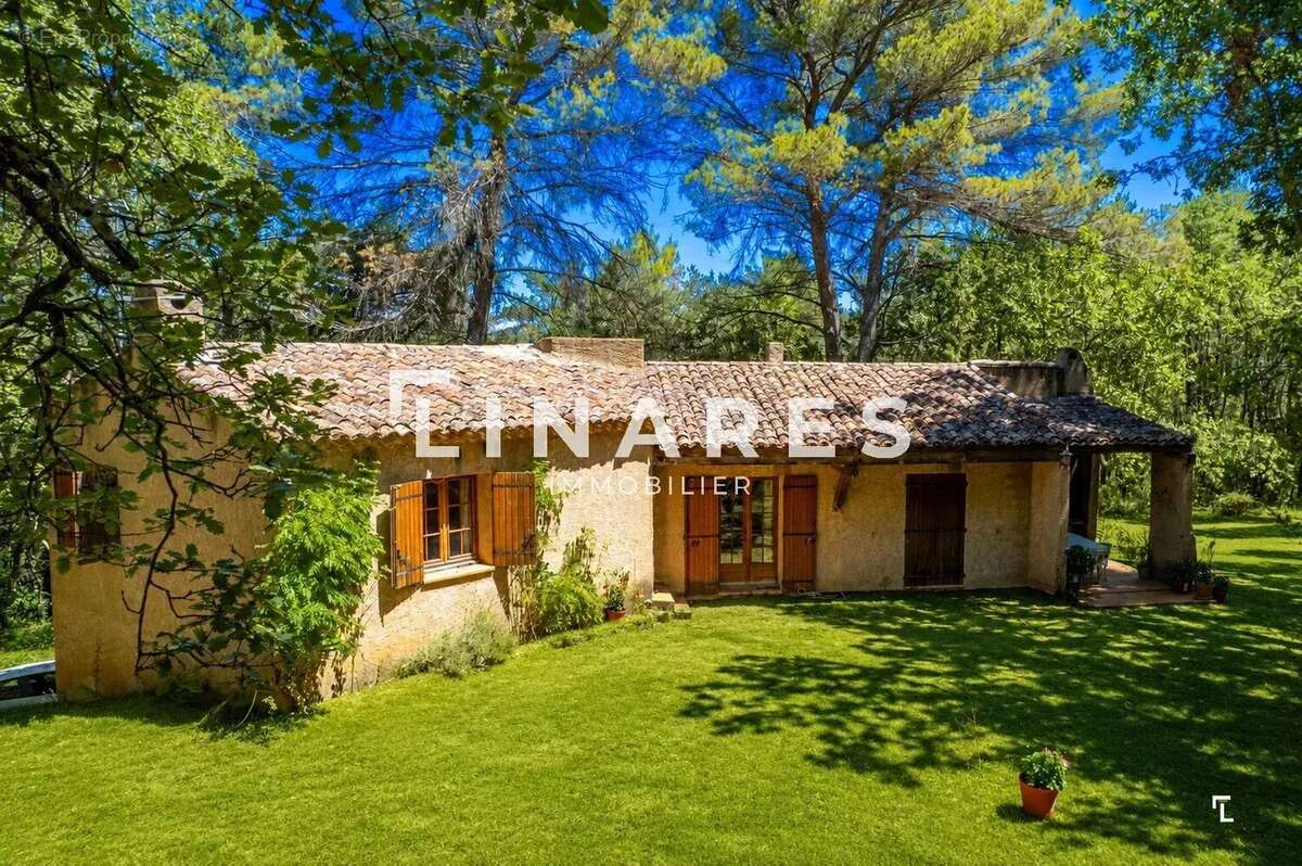 Maison à VINON-SUR-VERDON