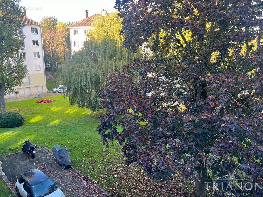 Appartement à BOUGIVAL