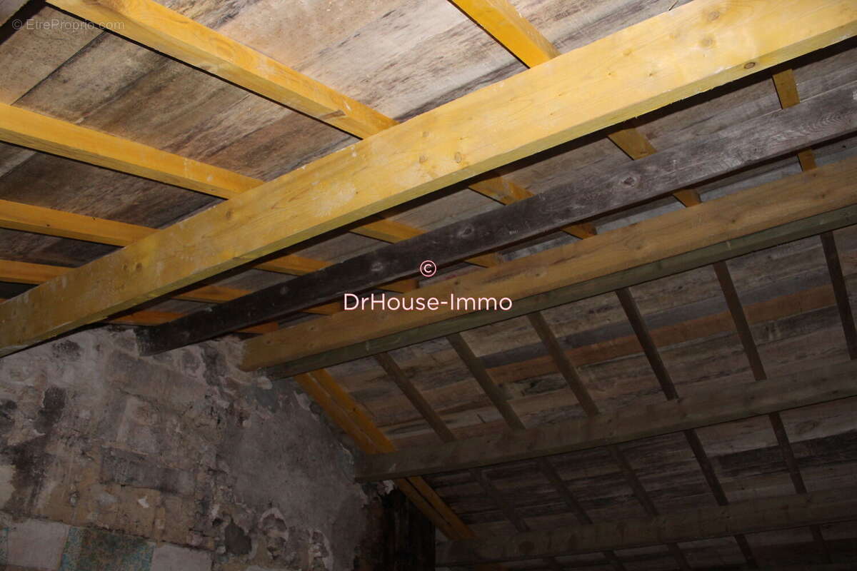 Maison à GOND-PONTOUVRE