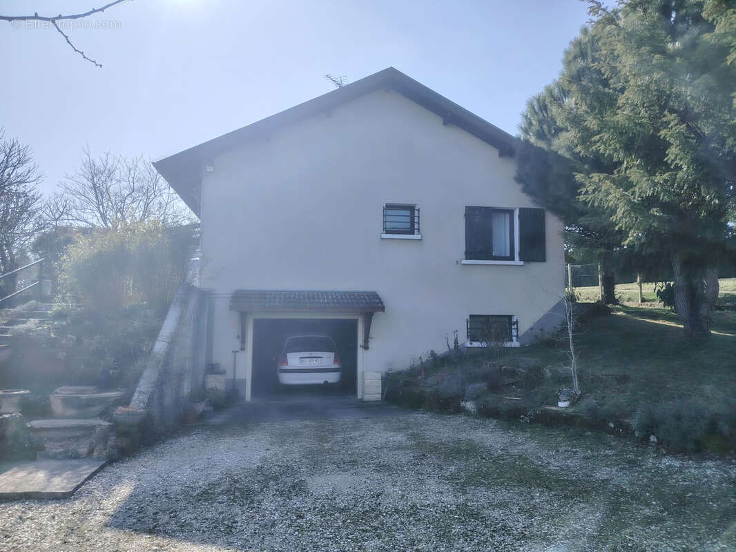 Maison à CHATTE