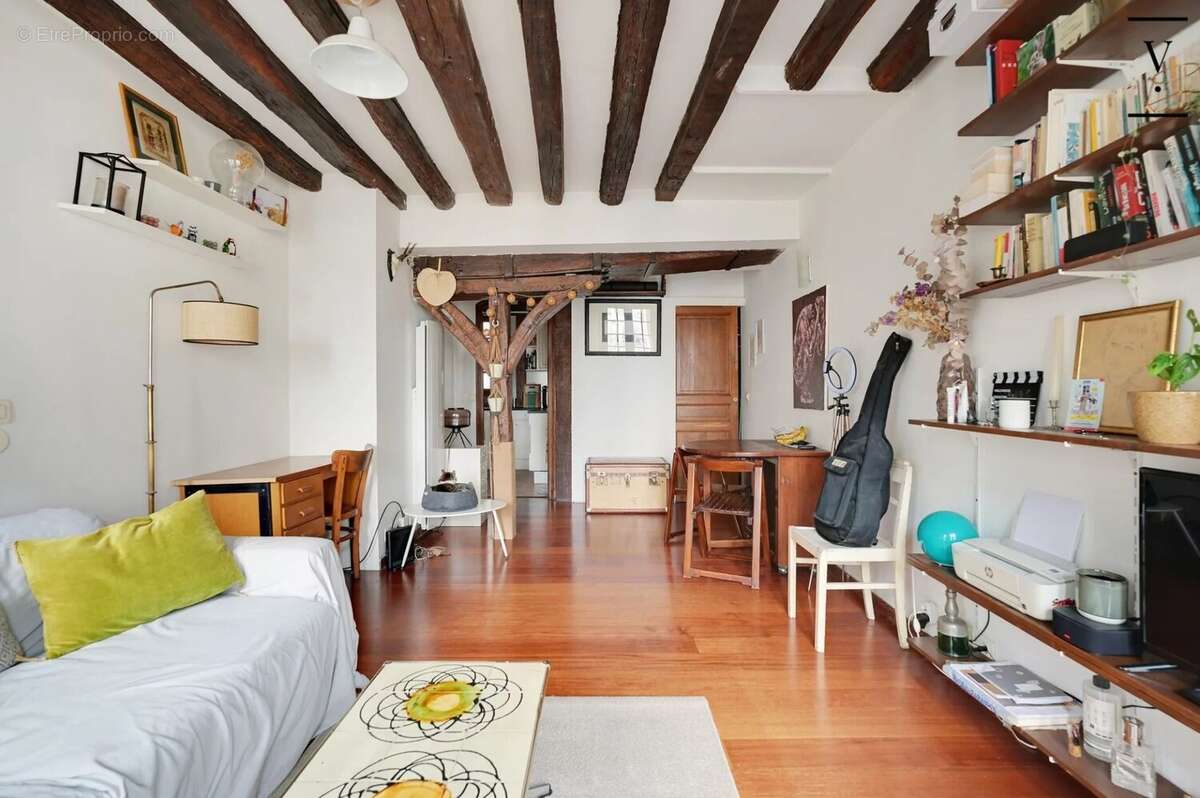 Appartement à PARIS-4E