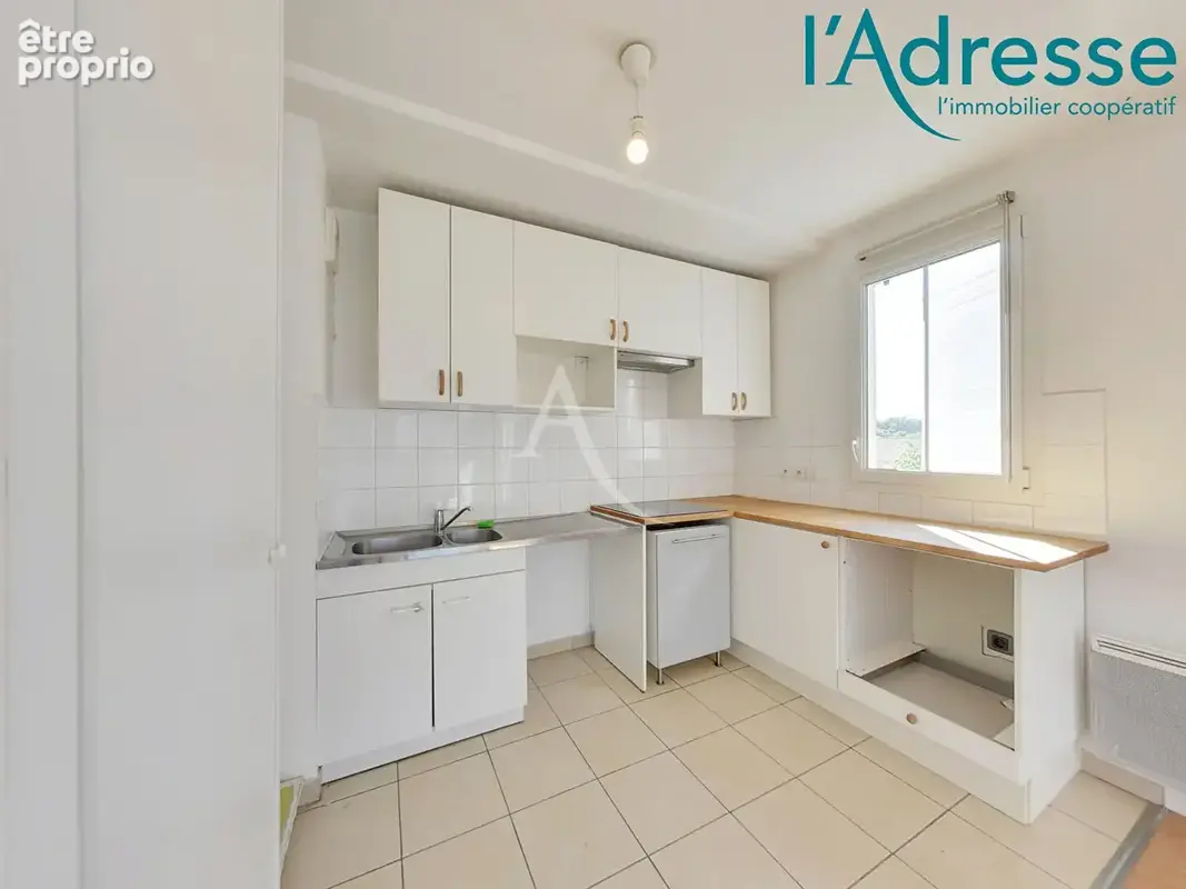 Appartement Emerainville 3 pièces+ 2 places de parking + 1 cave - photo 4