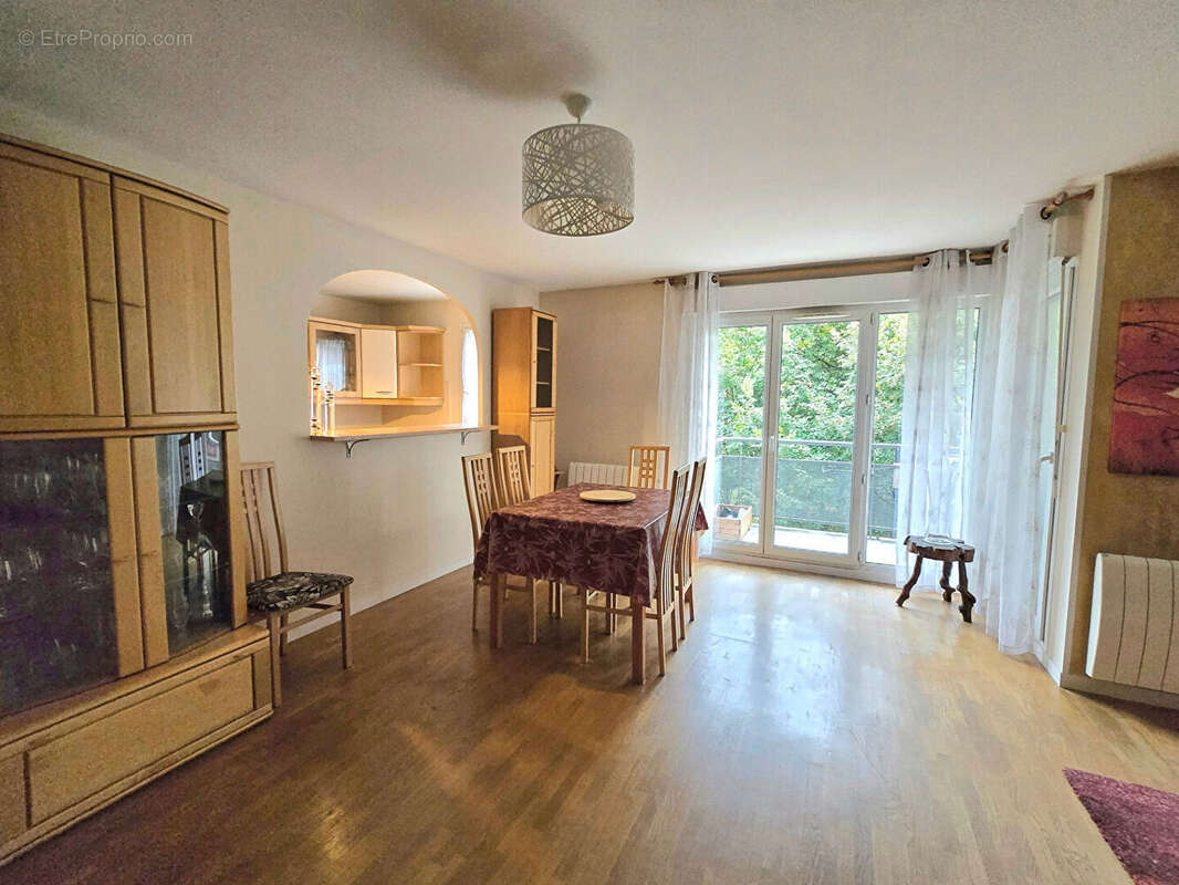 Appartement à VITRY-SUR-SEINE