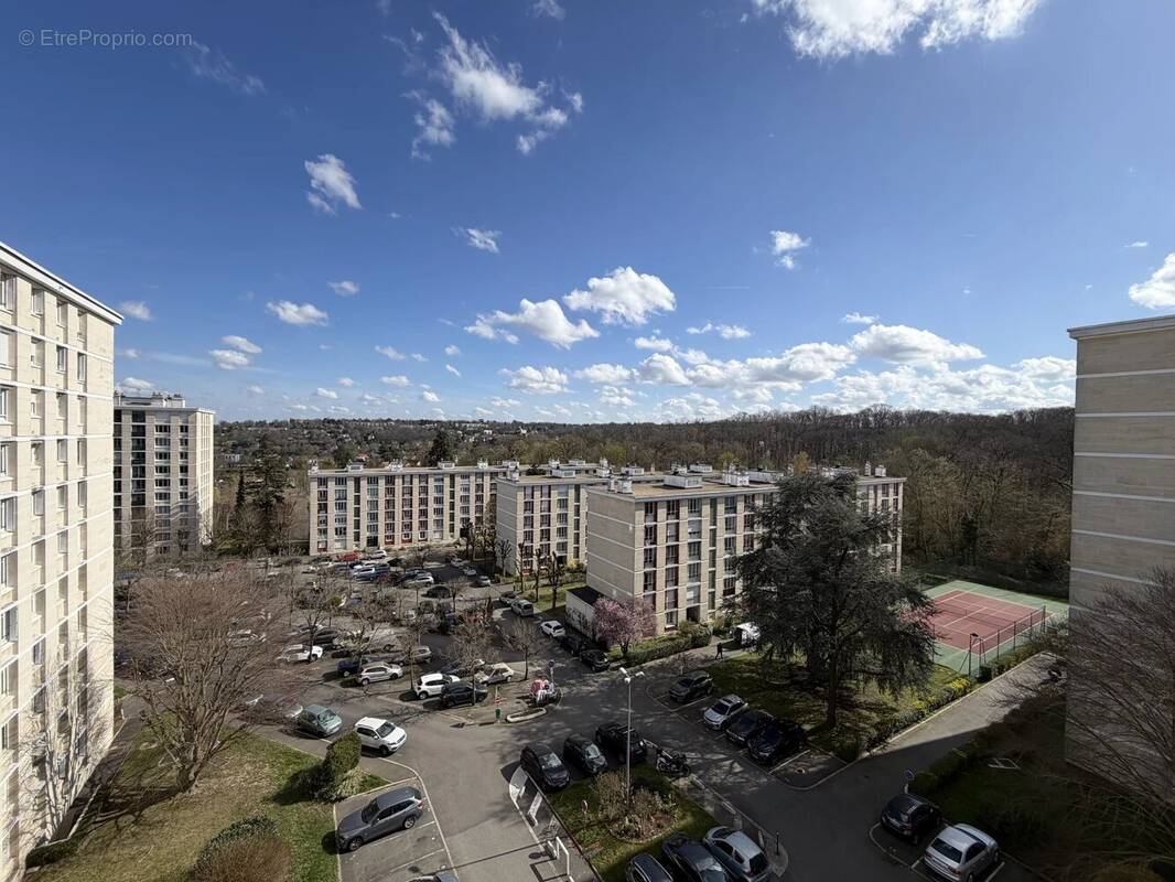 Appartement à BOUGIVAL