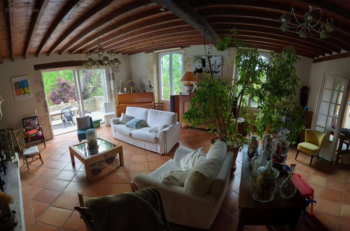 Maison à CLERMONT-DESSOUS