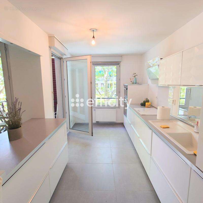 Appartement à LYON-7E