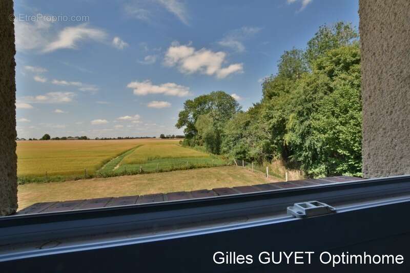 BERNAY,MAISON INDIVIDUELLE T6  121M2  4 chambres. Terrain de 1200M² env. 215500€ (27) - photo 2