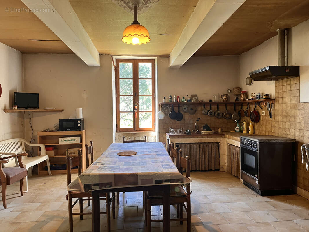 Maison à SAINT-CLAR