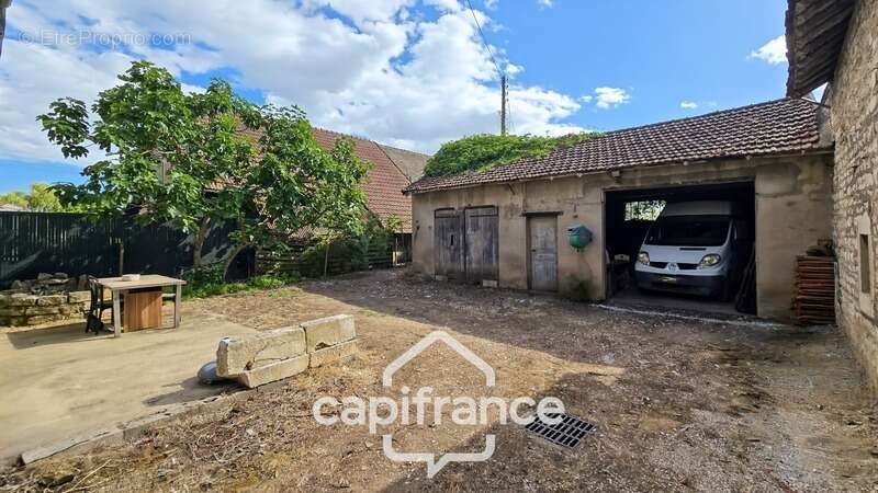 Maison à EPERVANS