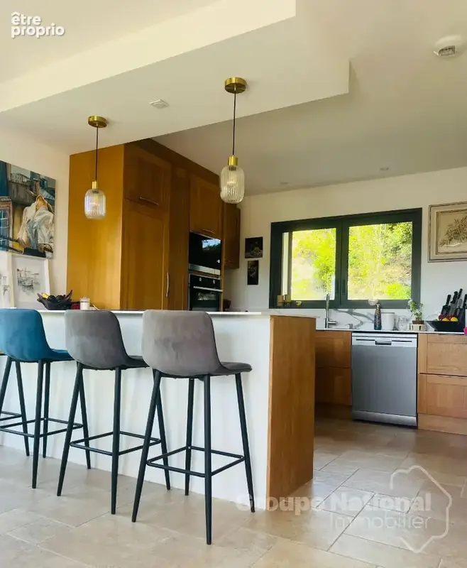 Villa de 120m2 avec piscine à Goudargues centre village - photo 4