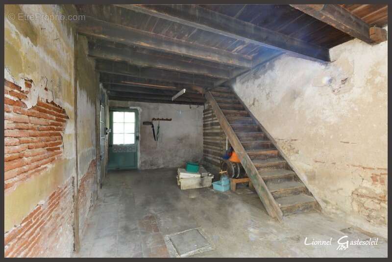 Maison de ville à vendre 4 chambres extérieur et garage sur la commune de Port Sainte Foy et Ponchapt en Dordogne - photo 19