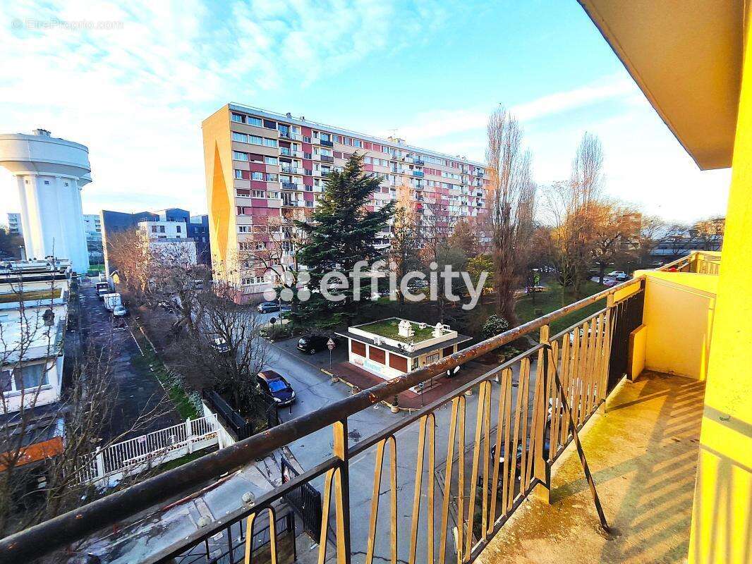 Appartement à MONTREUIL