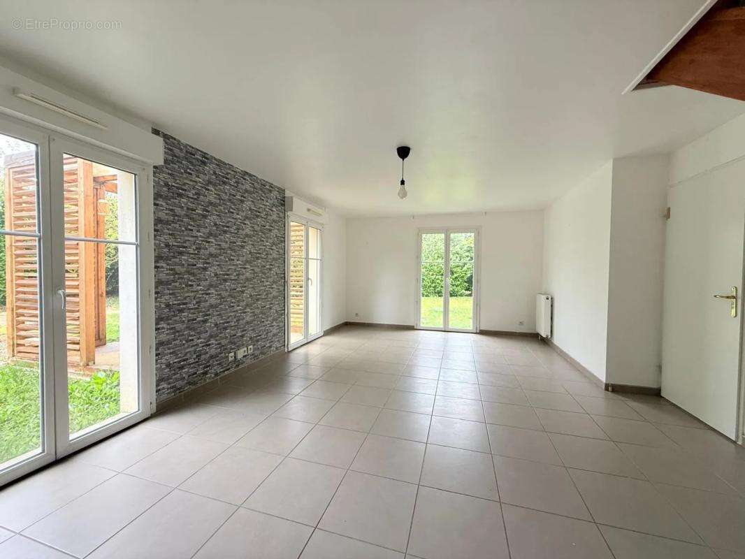 Maison à ANGERVILLE