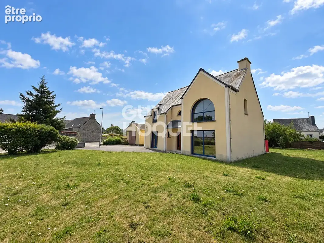 Maison à LE VIVIER-SUR-MER