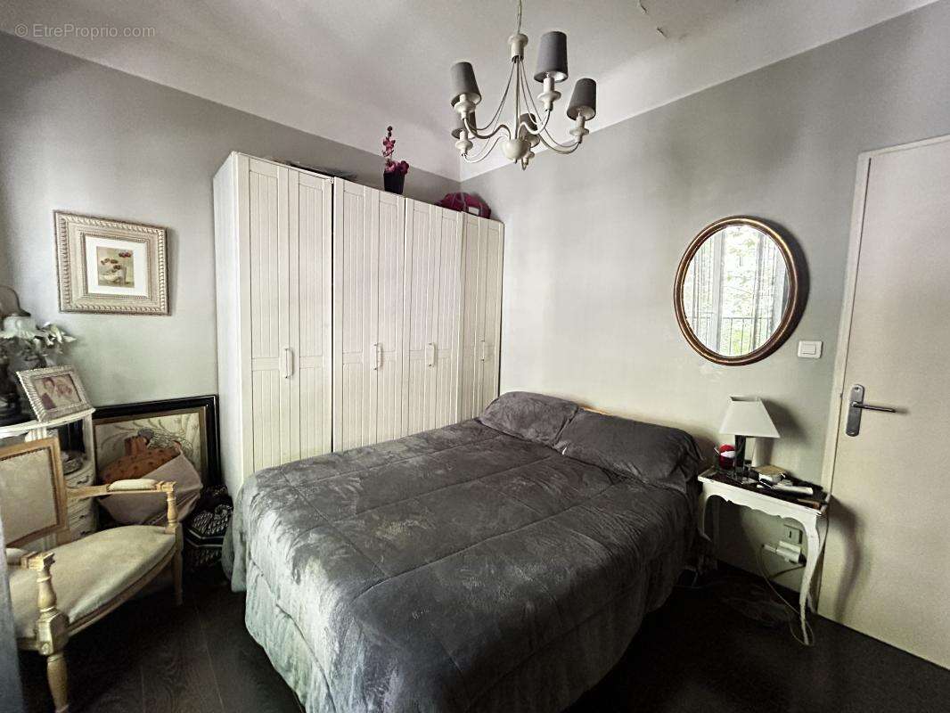 Appartement à MARSEILLE-2E