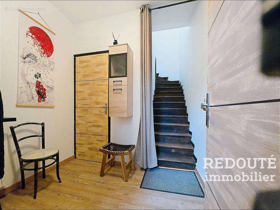 Maison T3 rénovée, garage, dépendance et futur rooftop ! - photo 2