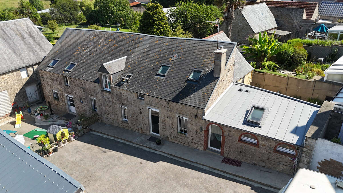 Maison en pierre - dépendances et jardin - photo 17