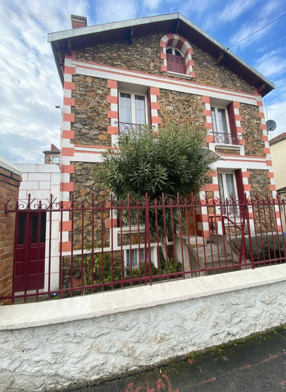 Maison à NOISY-LE-SEC