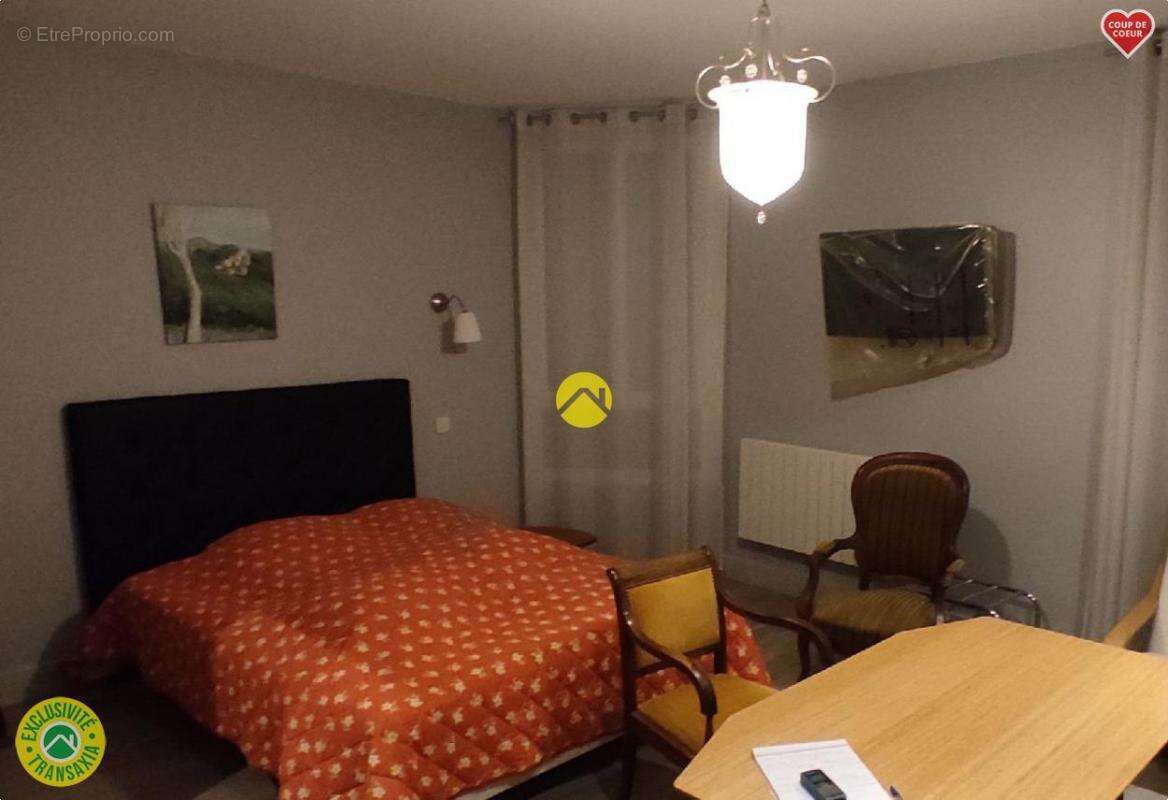 Appartement à BOURBON-L&#039;ARCHAMBAULT