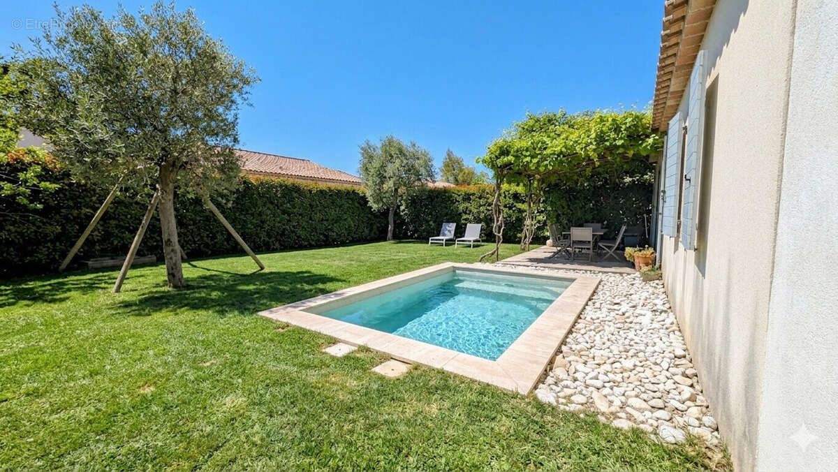Maison à LAURIS