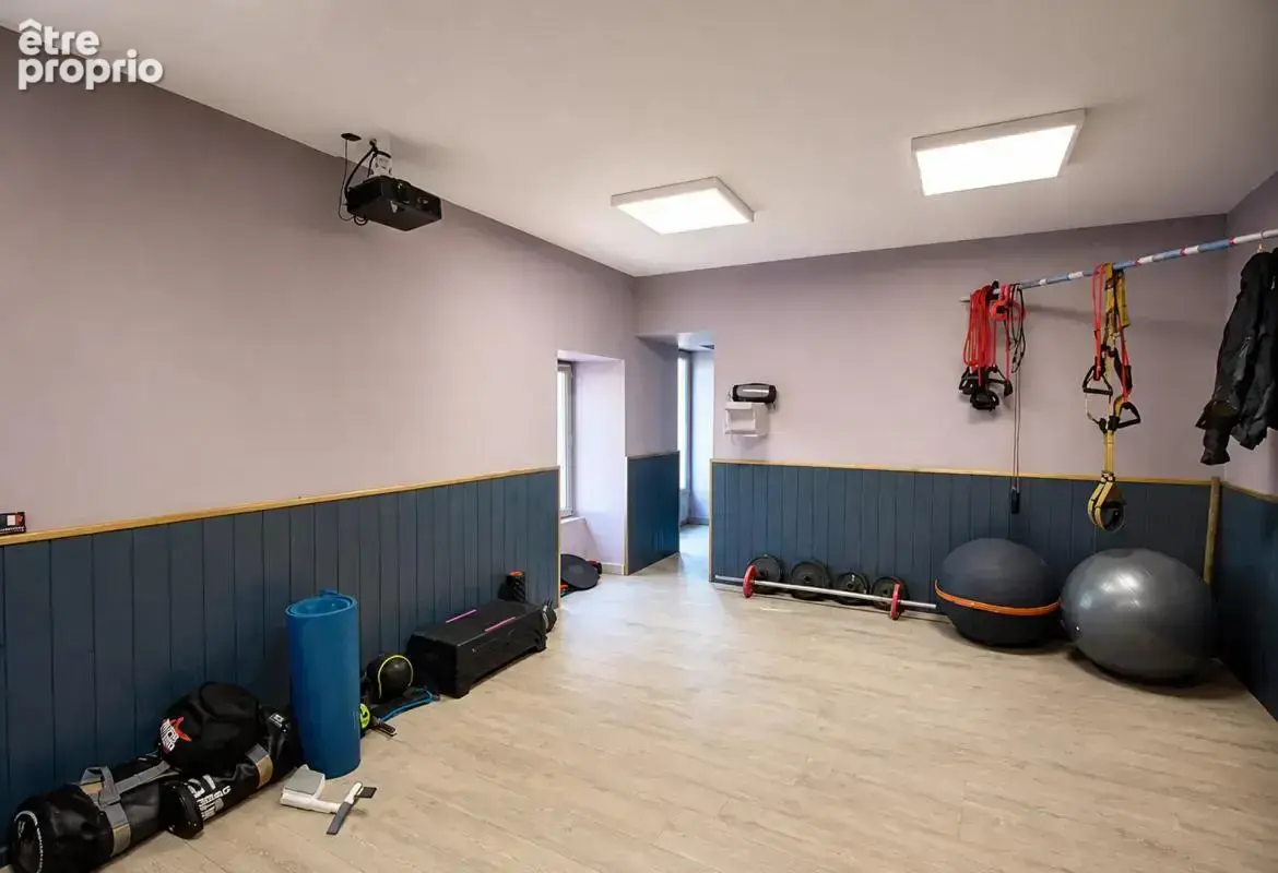 Maison de 8 pièces de 337 m² à La Sauvetat-de-Savères - photo 24