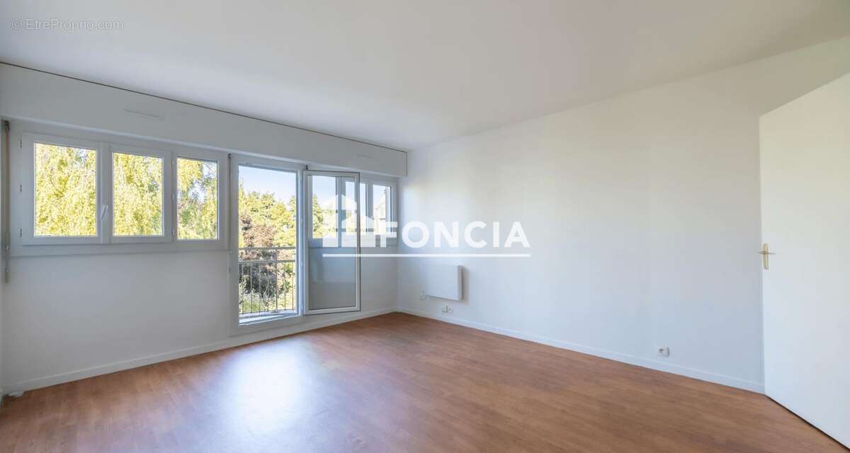 Appartement à MAISONS-ALFORT