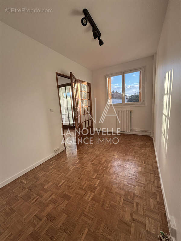 Appartement à ROMAINVILLE
