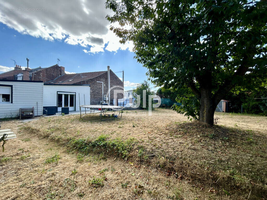 Mazingarbe • 136 m² • 4 chambres • semi plain-pied • jardin • garage • terrasse • dpe c - photo 6