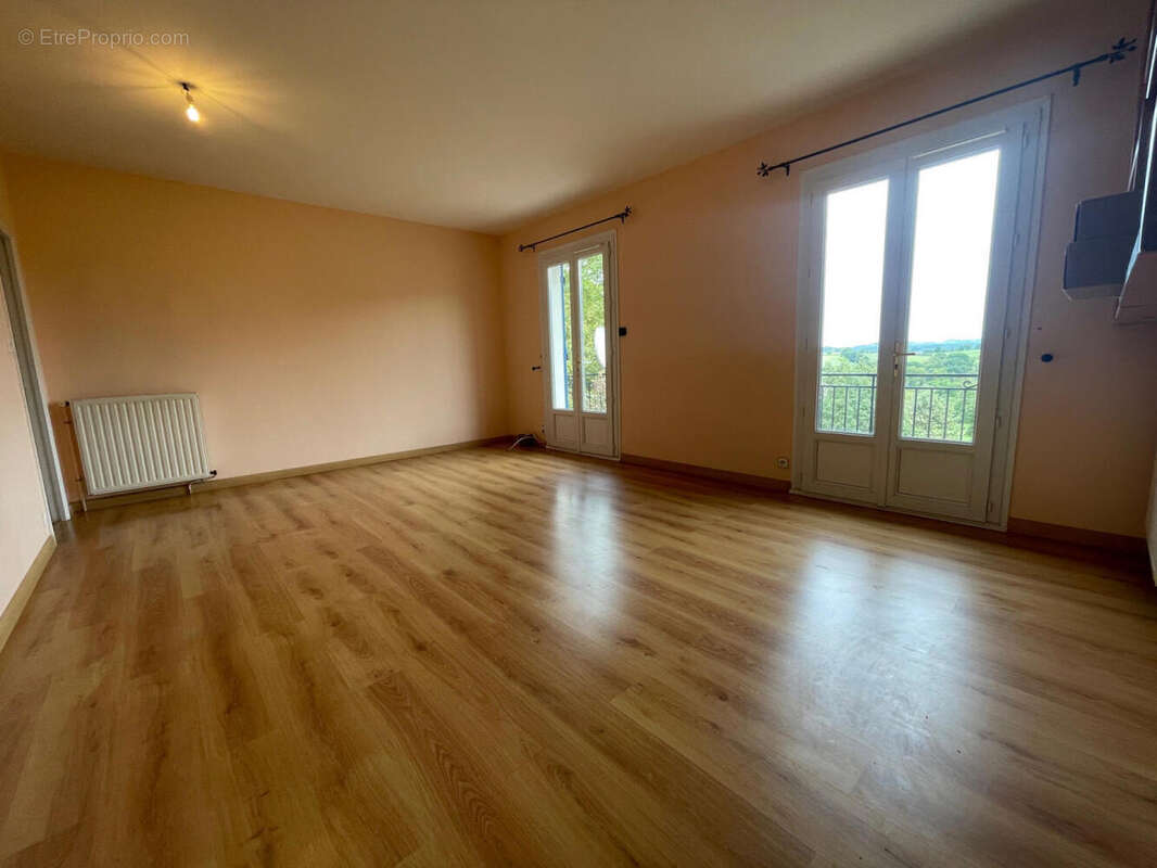 IMG_2708 - Maison à EYSUS