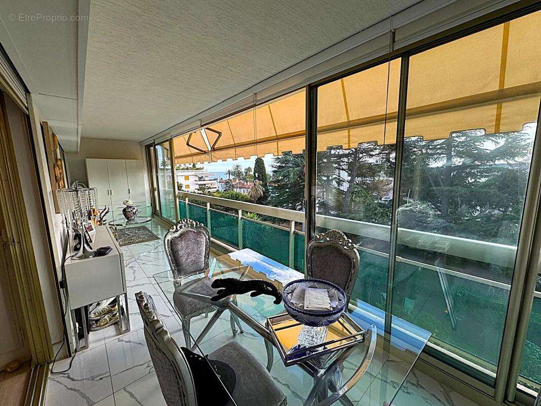 Appartement à CANNES