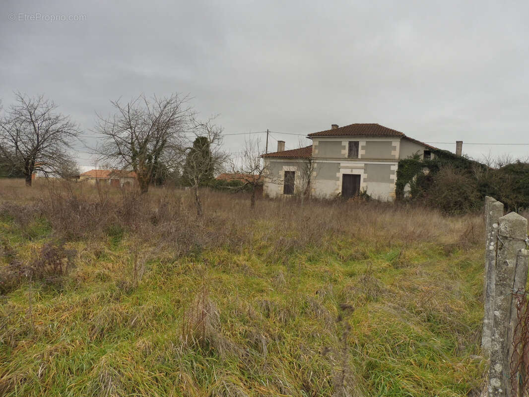Riberac tres belle vue grand terrain - photo 7