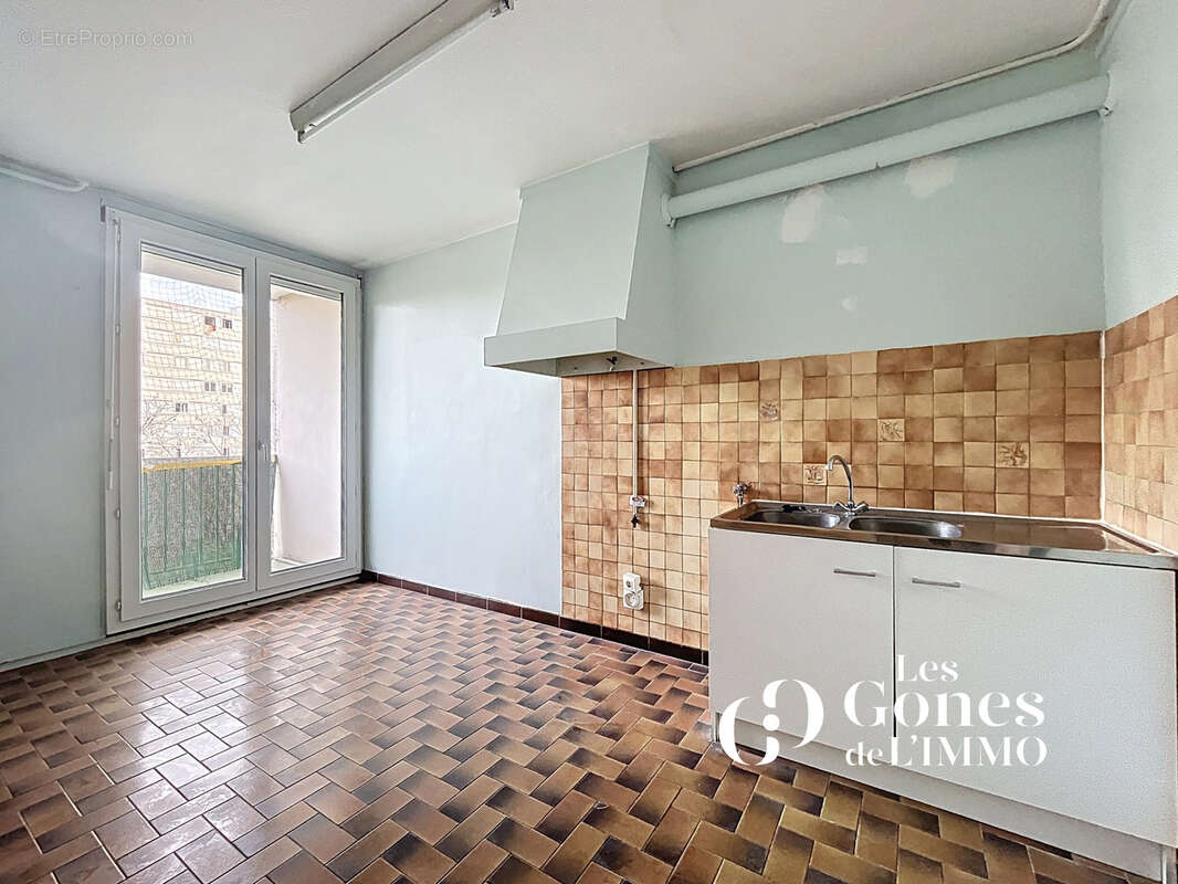 Appartement à VAULX-EN-VELIN