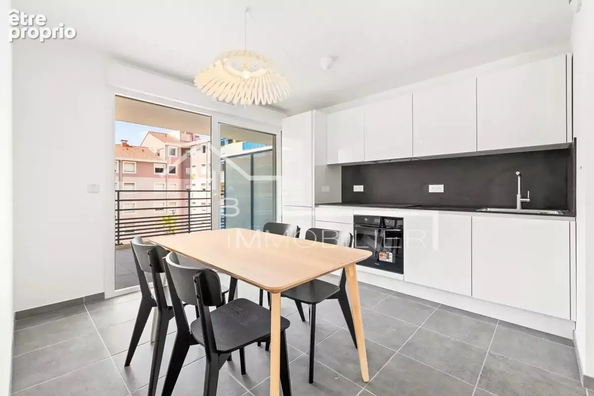 Appartement 59 m² à vendre à Nice (06300) - photo 7