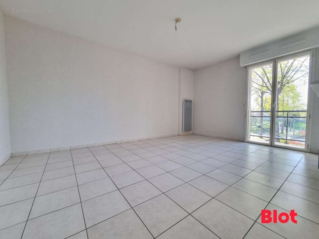 Appartement à PACE