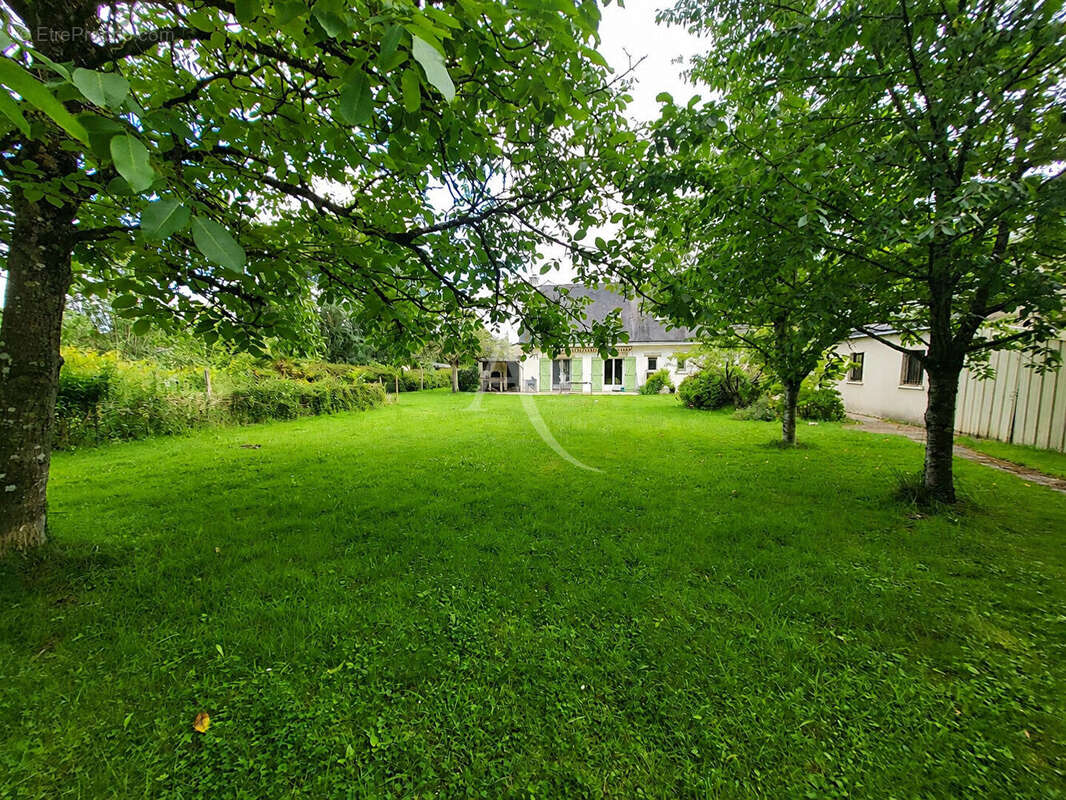 Maison  8 pièce(s)- 180m² - photo 13
