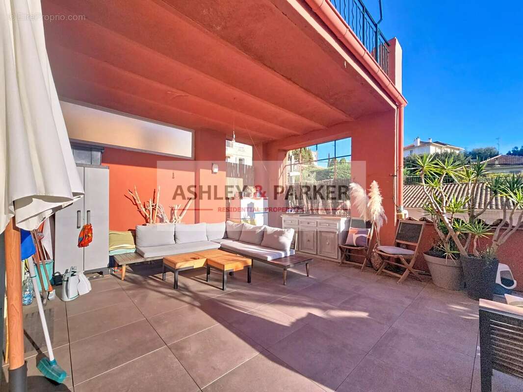 Appartement à CANNES