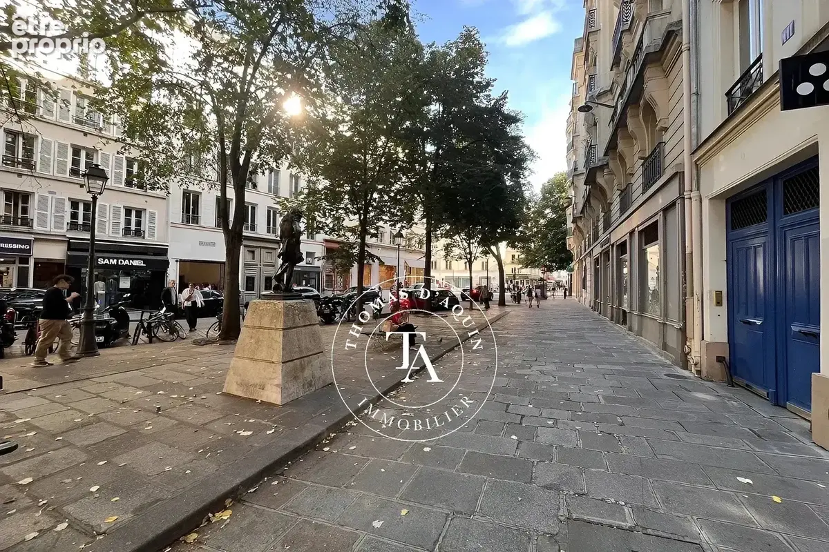 Appartement à PARIS-3E