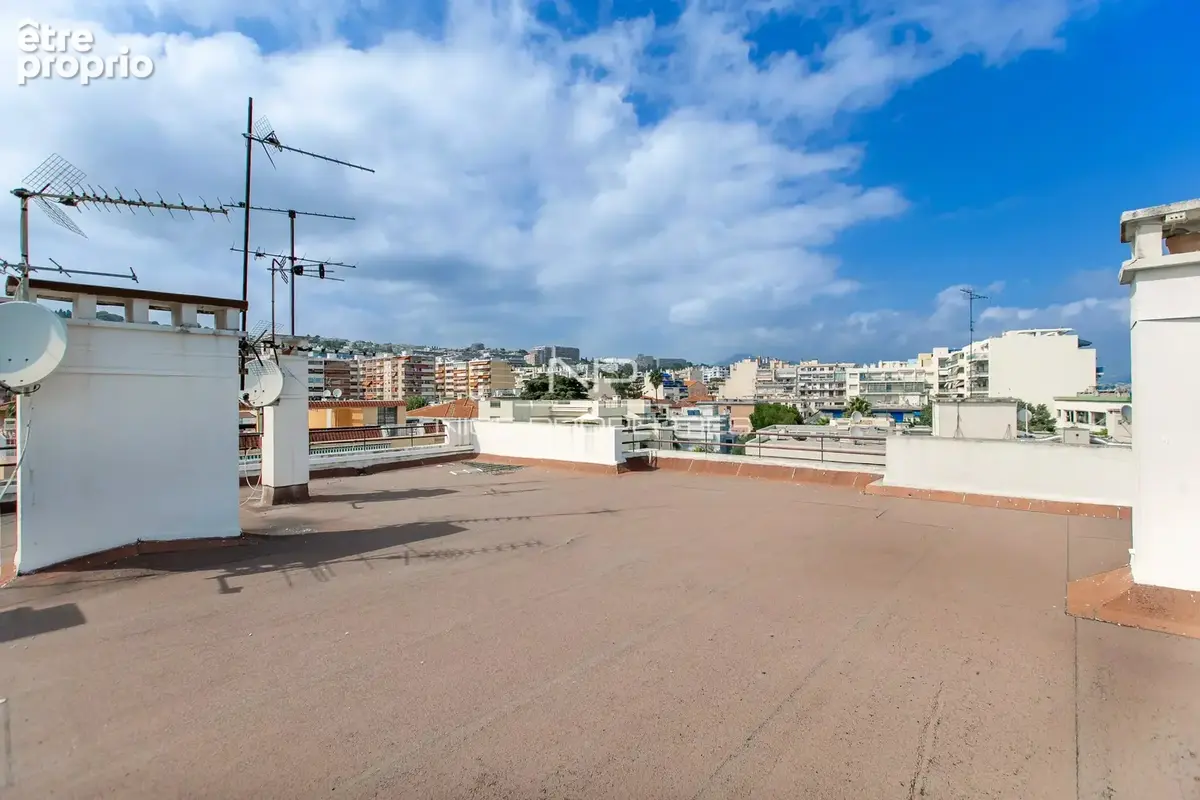 Nice – parc ferber  dernier étage ,rooftop, vue mer, 3 pièces - photo 4