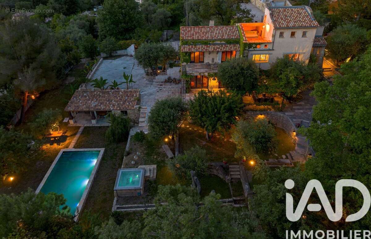 Photo 2 - Maison à GRASSE