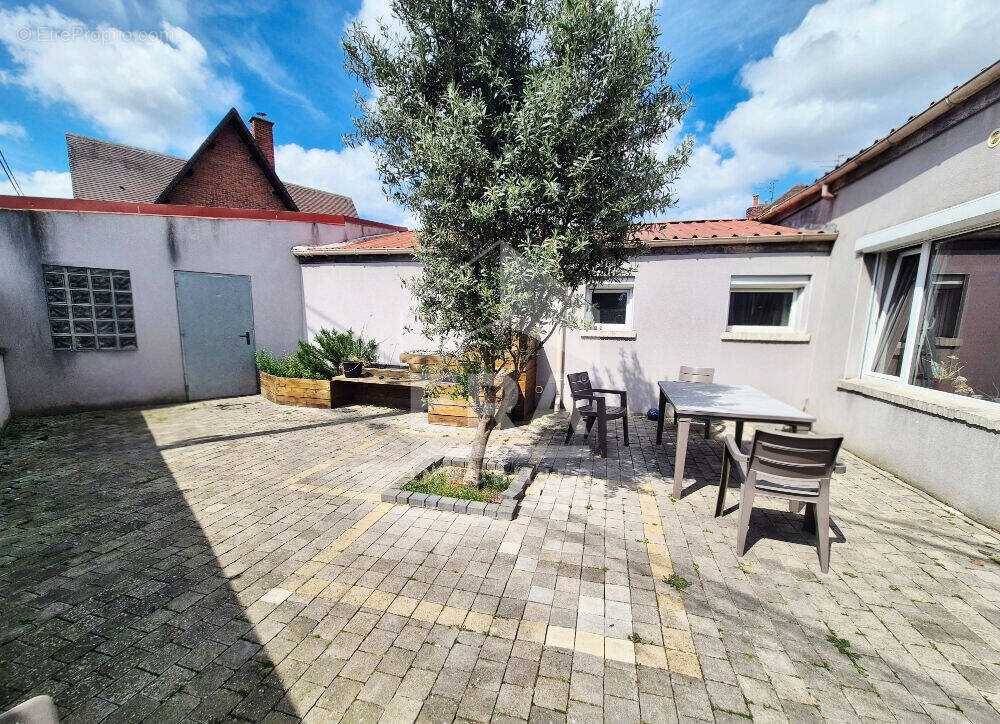 Maison à MEURCHIN