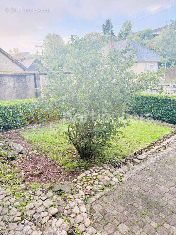 Maison à PONT-HEBERT