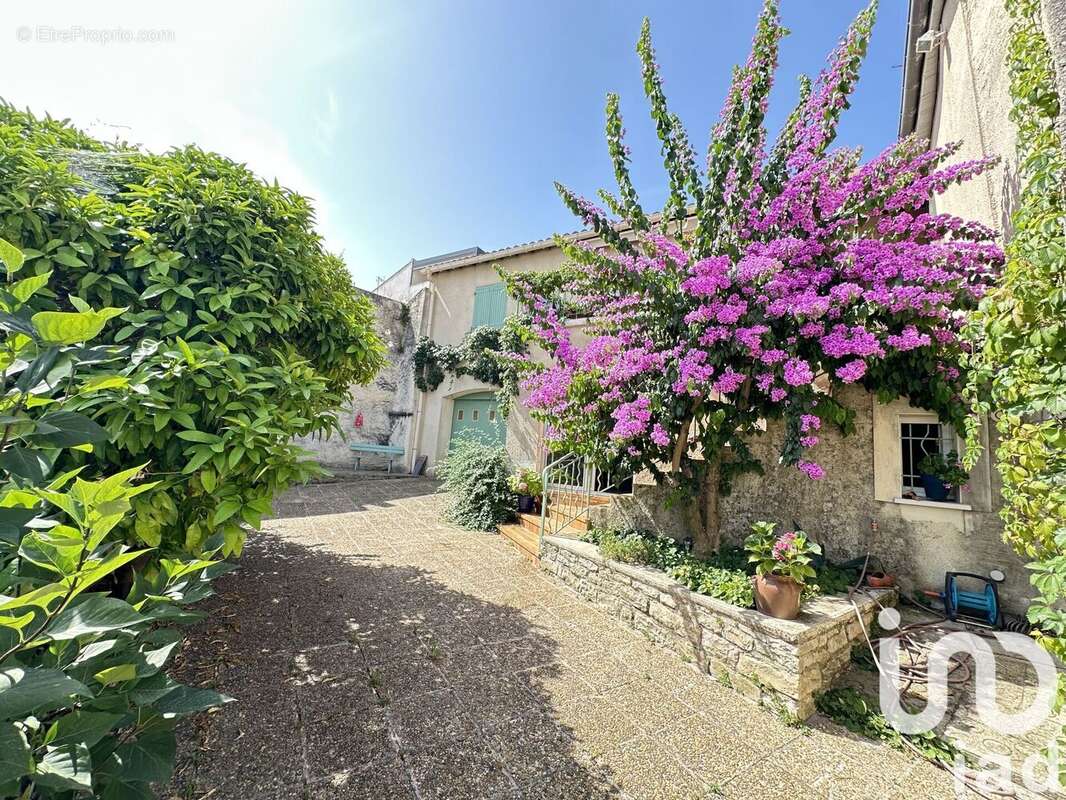 Photo 4 - Maison à CALVISSON