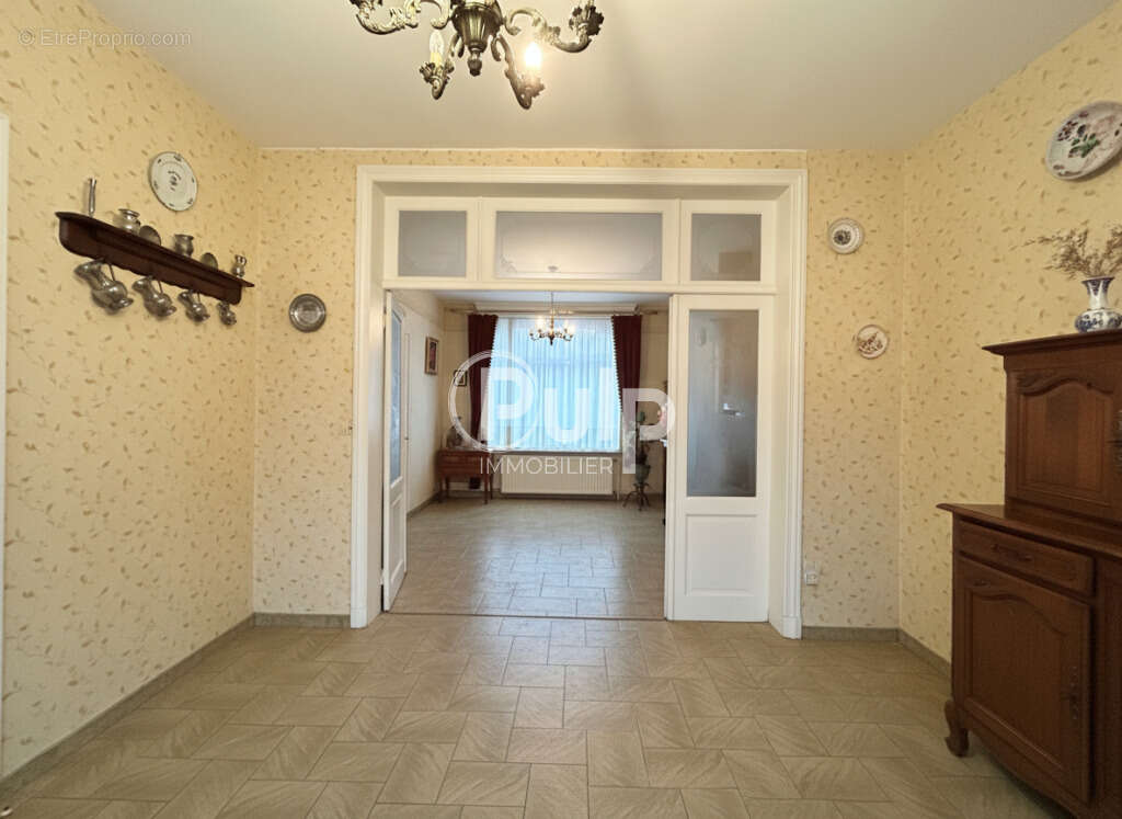 Maison à SAINT-VENANT