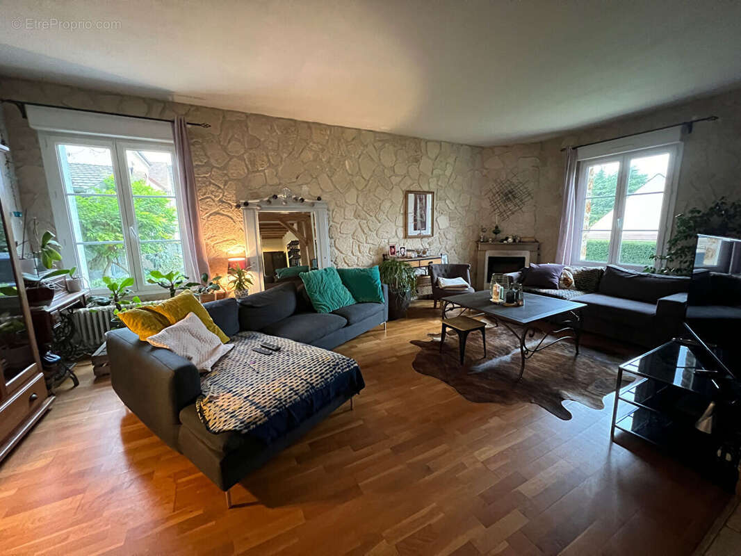 Maison à GARANCIERES